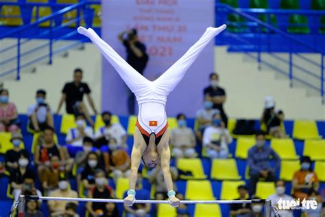 Mãn nhãn với màn thể hiện của các hot boy đội tuyển thể dục dụng cụ Việt Nam Tuổi Trẻ Online