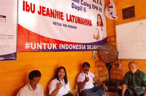 Posko Relawan Pemenangan Ibu Jeannie Latumahina Di Tulungagung