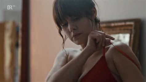 Nude Video Celebs Felicitas Woll Nude Ein Schmaler Grat