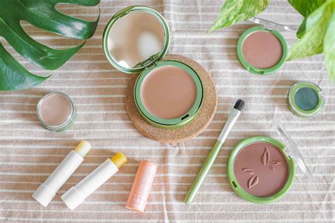 Waterless Beauty: What It Means and Why You Should Try It