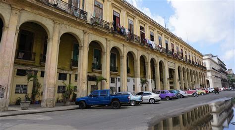 Edificio Balaguer, Havanna, Cuba - tripination