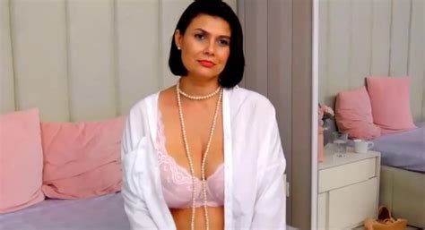 Unknown Romanian MILF Webcam CamWhores