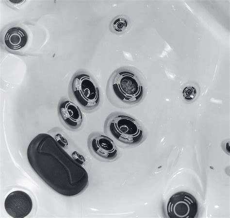 The Prestige Solice Hot Tub