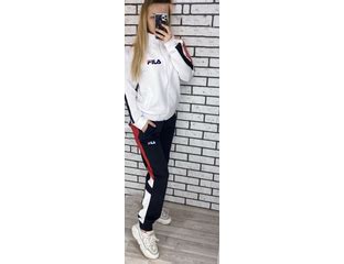 Купить женский спортивный костюм Фила (Fila)