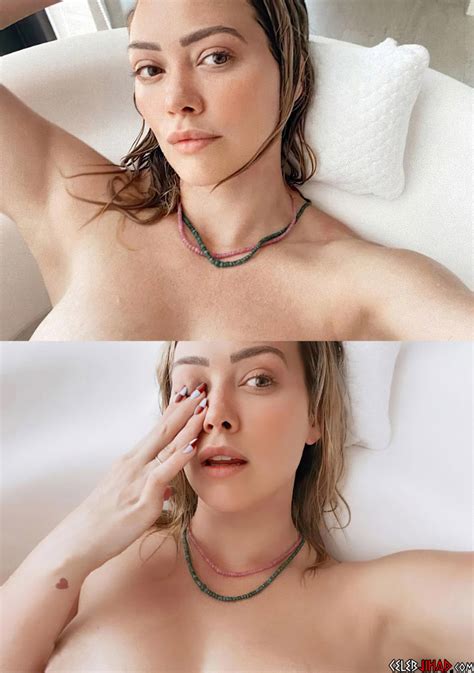 Hilary Duff Shows Off Her Nude Tits
