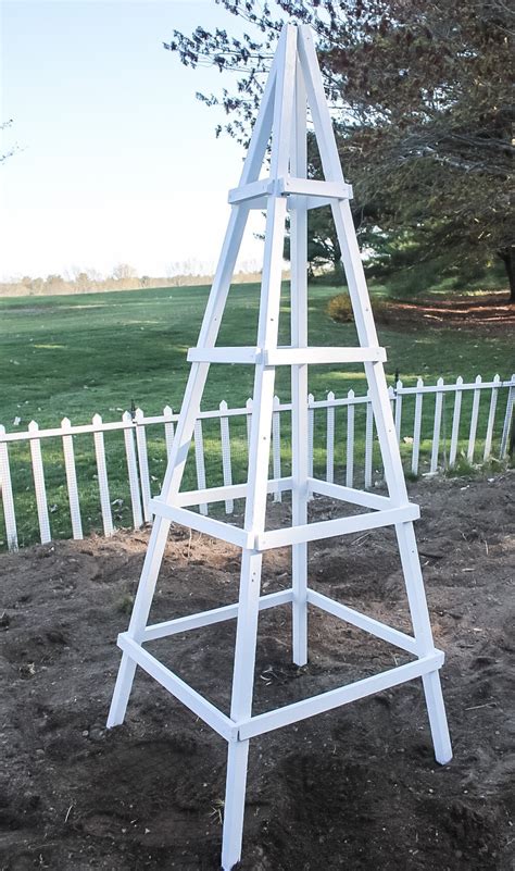 How To Build A Garden Obelisk Cottage On Bunker Hill