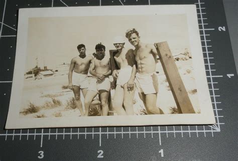 Wwii Shirtless Men Beefcake Muscle Man Johnston Island Vintage Gay Int Photo