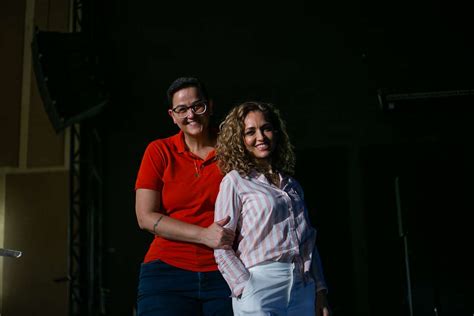Somos N S Lanna Holder A Pastora L Sbica S Mbolo Da Cura Gay Que Hoje Prega Para Lgbts