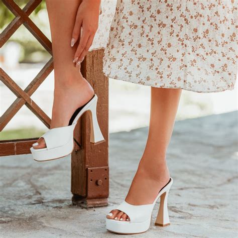 Mules Nude Tsoukalas