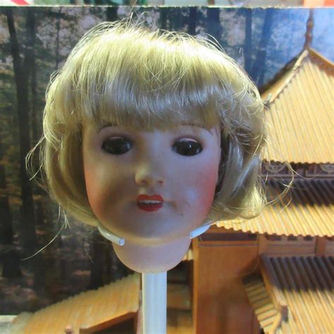 A Perruque Pour Poupee Ancienne Porcelaine Blonde Tour De T Te Cm Eur Picclick Fr