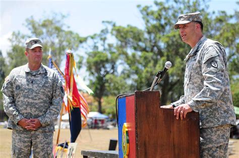 Col David Womack Commander Of Nd Stryker Brigade Picryl Public