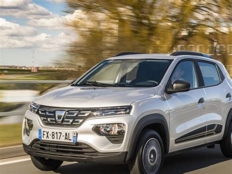 La Dacia Spring en tête des ventes électriques en octobre 2023