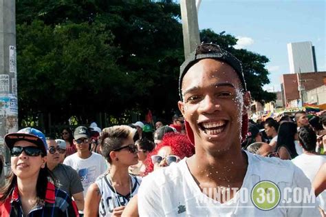 EN FOTOS Así vivió Medellín la marcha del orgullo gay Minuto