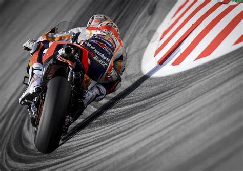 Motogp Marquez Vince Il Gp Di Barcellona Motogp Moto It