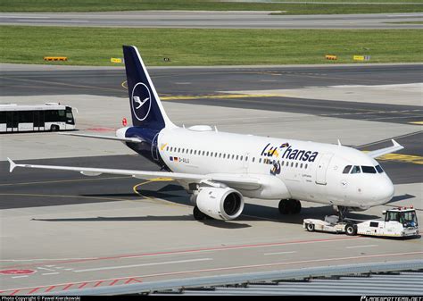 D AILU Lufthansa Airbus A319 114 Photo By Pawel Kierzkowski ID