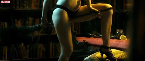 Naked Carolina Bang In Witching And Bitching