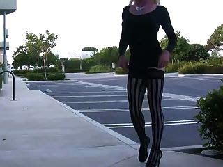 Cross Dresser Ass Flashing In Public Hotntubes