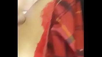 Se la chupo a mí nuevo macho en su casa XVIDEOS