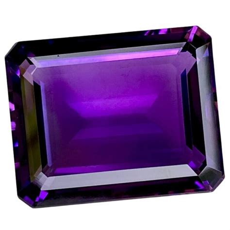 Purple Sapphire vs Amethyst - How to Tell Them Apart