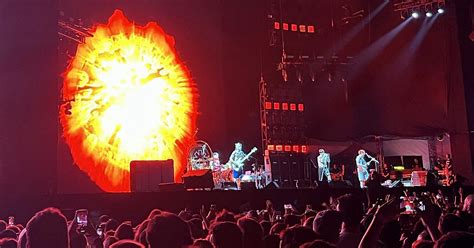Red Hot Chili Peppers Apaga Hist Rico Ruim E Faz Grande Show Em S O Paulo Rock Not Cias