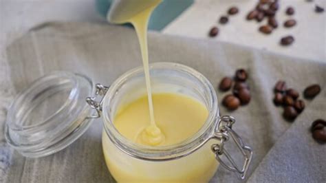 White Chocolate Coffee Syrup Recipe in 15 Minutes (+Video!)