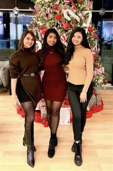 Nri Babes Choose Your Fmk Nudes Truefmk Nude Pics Org