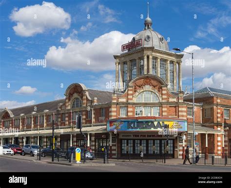 Kursaal Southend Hi Res Stock Photography And Images Alamy