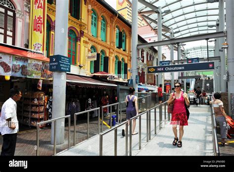 Chinatown Singapore Stock Photo Alamy