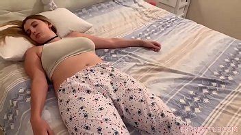 Om Sleeping Handjob Porn Videos Letmejerk