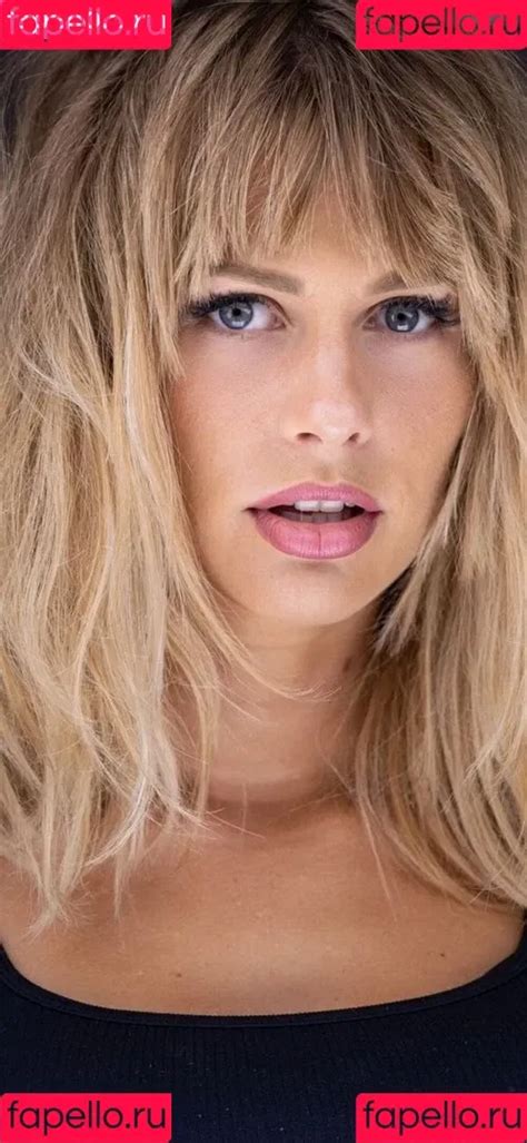 Leaks Nude Carolina Peukmann Onlyfans Photo Gallery Erothots Blog