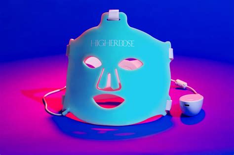 19 Best LED Face Masks 2023 – At-Home Red Light Therapy Tools – WWD