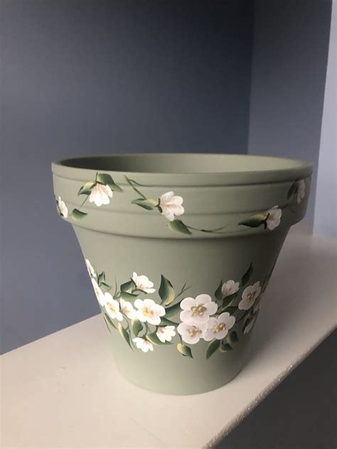 Pin By Pattysfloralcrafts On Hand Painted Flower Pots In 2020 White