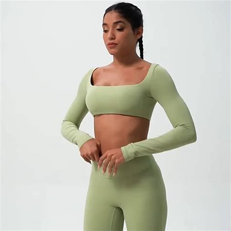 Square Neck Long Sleeve Gym Crop Top And High Waist No Front Seam