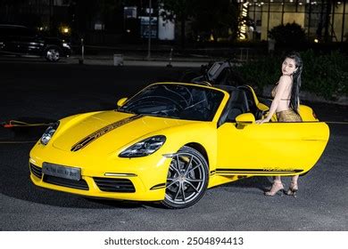 Bikini Girl Car Royalty Free Images Stock Photos Pictures