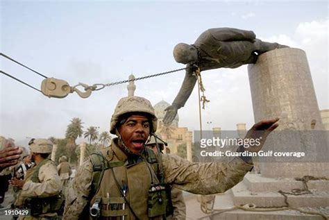 947 Saddam Hussein Statue Stock Photos High Res Pictures And Images