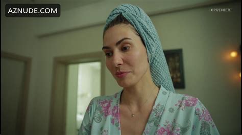 ANNA STARSHENBAUM Nude AZNude