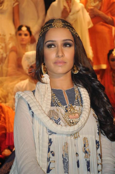 Bollywood Hot Sexiest Actress Shraddha Kapoor Ramp Walk For Jabong PP Collection HD Photos