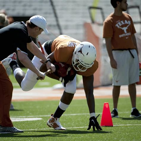 Texas vs. BYU: How Major Applewhite Can Scheme Around Kyle Van Noy ...