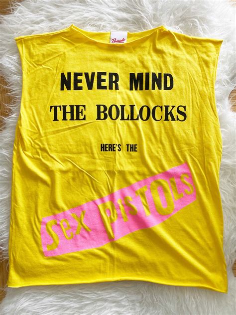 Rare Vintage SEX PISTOLS Never Mind The Bollocks T Shirt Angelica Station