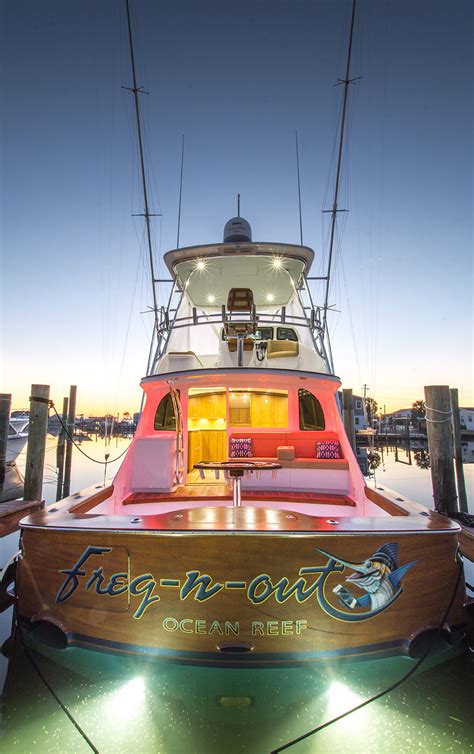 Freq n out Ocean Reef Boat Transom | BOATS TRANSOM ARTWORK PAINTING | EVERETT NAUTICAL DESIGNS