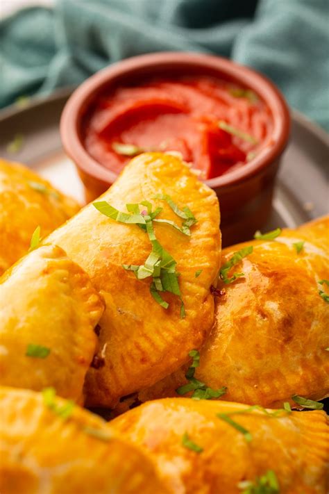 Easy Pizza Pockets Recipe - Comfortable Food