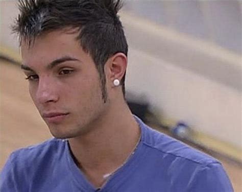 Amici 11 Marco Carta Torna Nel Talent Show Di Maria De Filippi