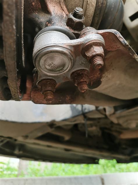 Рулевые наконечники и шаровая опора — Peugeot 207, 1,4 л, 2010 года ...