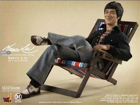 Bruce Lee Bruce Lee In Casual Wear Collectible Figure Hot Toys ToyWiz