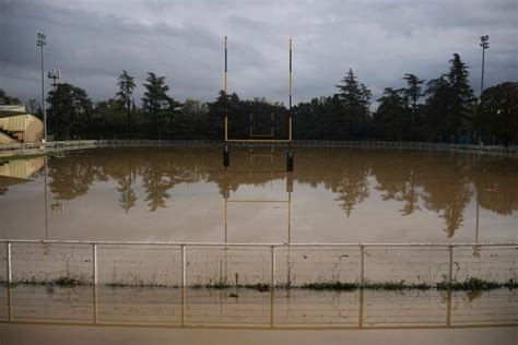 Frankreich Alarmstufe Rot Wegen Überschwemmungen Schutt Schlamm Und