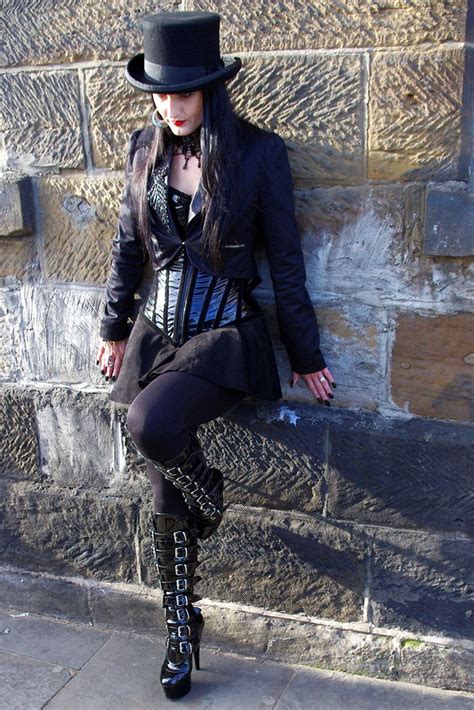 Pin By David Trace On Steampunk Favourites Fashion Style