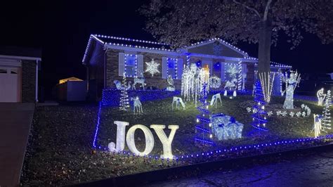 Photos Holiday Light Displays In St Louis Ksdk