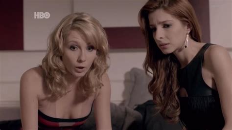 Naked Aline Jones in O Negócio