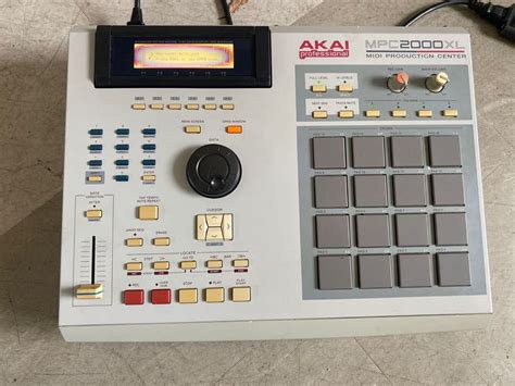 Yahooオークション アカイ Akai Mpc2000xl サンプラー リズムマシン