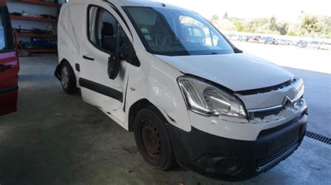 baie de pare brise pour citroen berlingo  phase  doccasion jaquauto